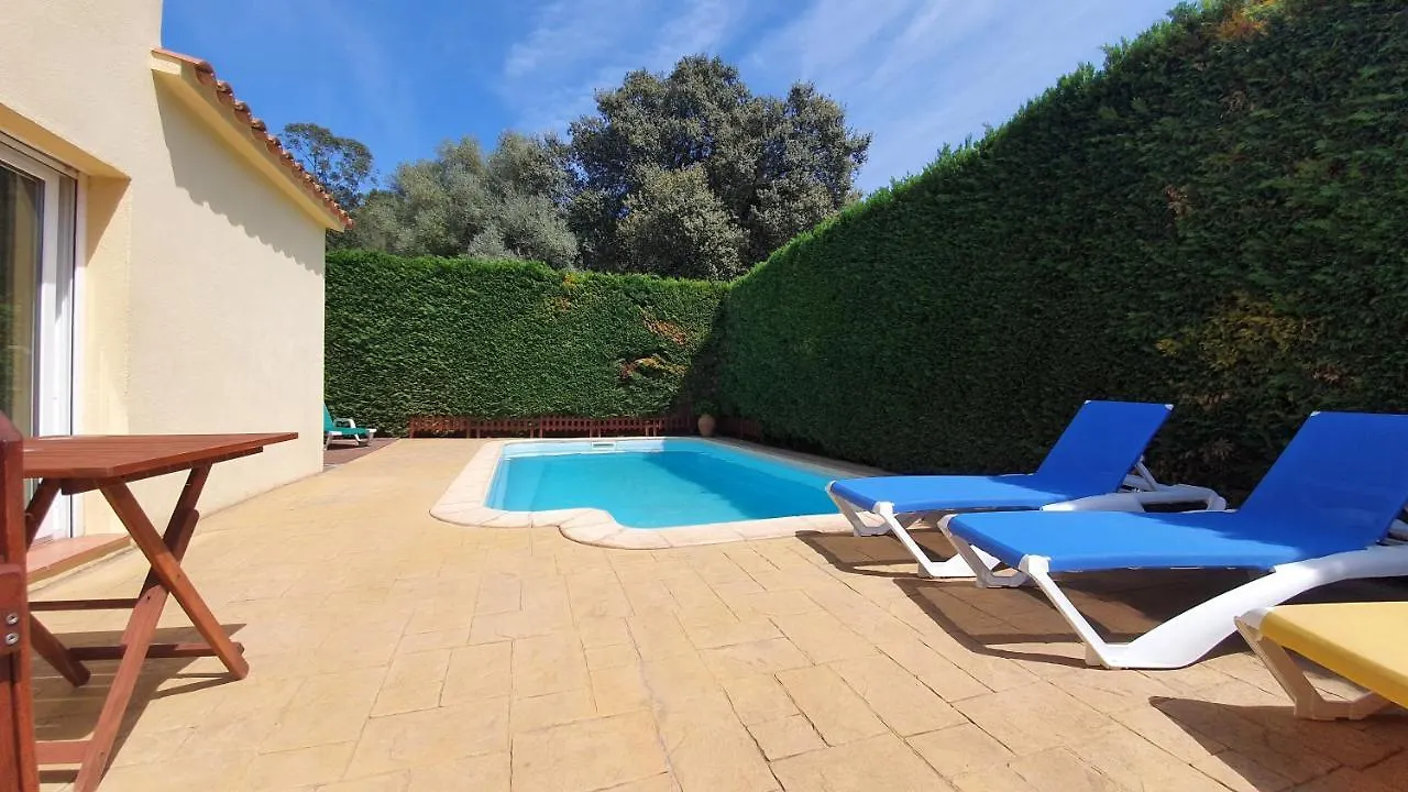 Feriehus Villa Pals Carles Piscina